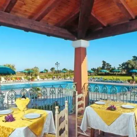 Hotel Club