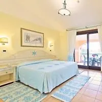 Club Hotel
