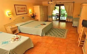 Club Hotel
