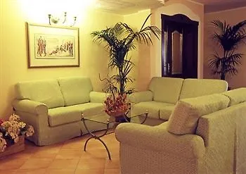 Club Hotel 4*
